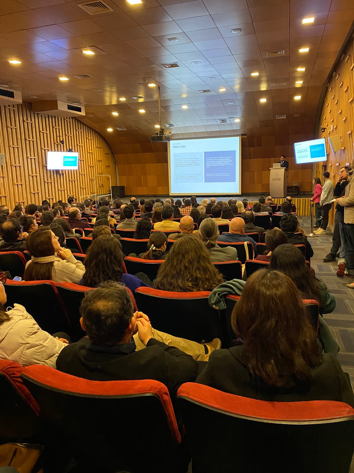 Imagen de la actividad: Con alta convocatoria de autoridades y expertos internacionales CIADES realiza su lanzamiento oficial